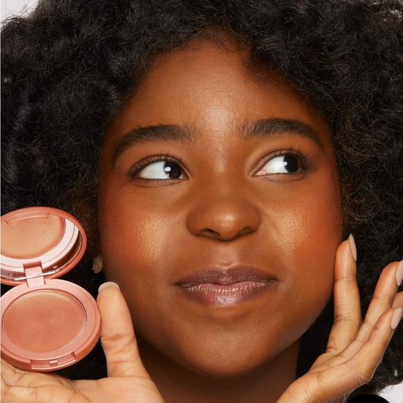 ⭐️⭐️Host Pick⭐️⭐️ NIB Tarte Maracuja cream blush in shade coconut - Picture 6 of 6